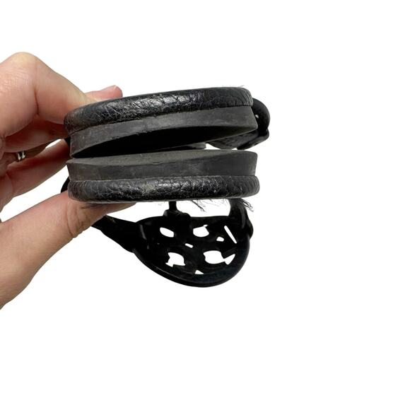 TORY BURCH Black Pebbled Leather Miller Sandals Slides Flip Flops Size 6.5 - Picture 6 of 9